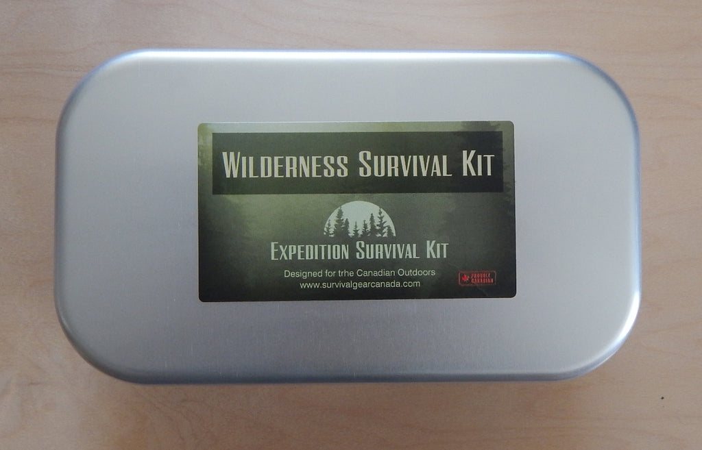 EMERGENCY SURVIVAL FISHING KIT WITH FIRE STARTER & FIRE PLUGS bug